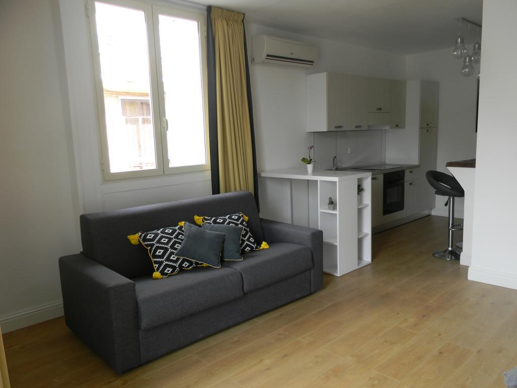 Toledo Boutique Studio Apartments Наполи Екстериор снимка
